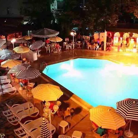 Bone Club Svs 4* אלאניה